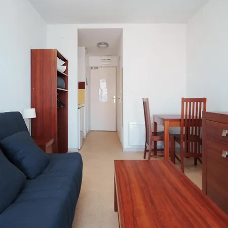 Apartment Saint Clair N401 St2 *