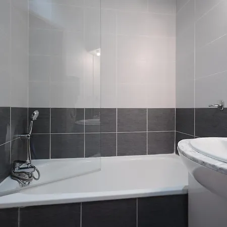 Apartment Saint Clair N401 St2